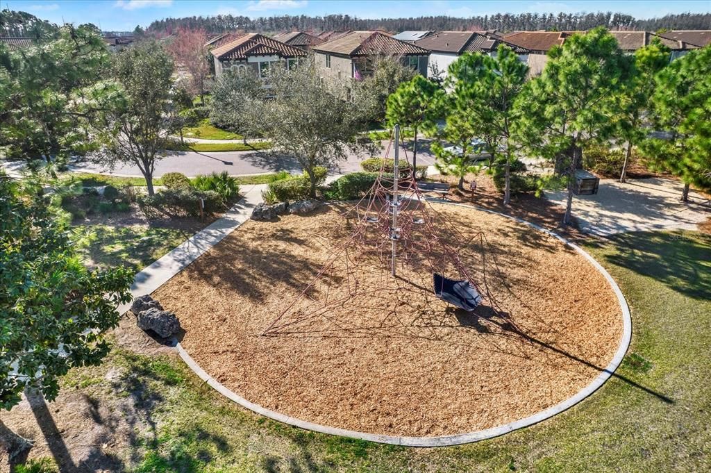 For Sale: $695,000 (4 beds, 3 baths, 2399 Square Feet)