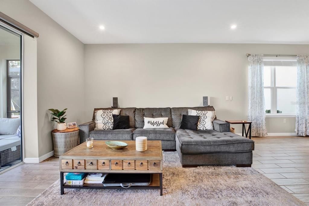 For Sale: $695,000 (4 beds, 3 baths, 2399 Square Feet)