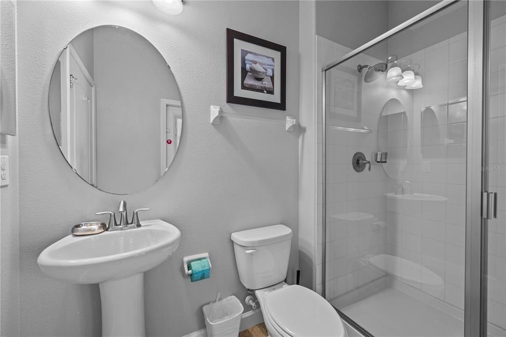 На продажу: $669,000 (6 спален, 6 ванн, 3465 Квадратных фут)