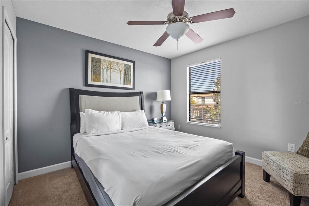 На продажу: $669,000 (6 спален, 6 ванн, 3465 Квадратных фут)