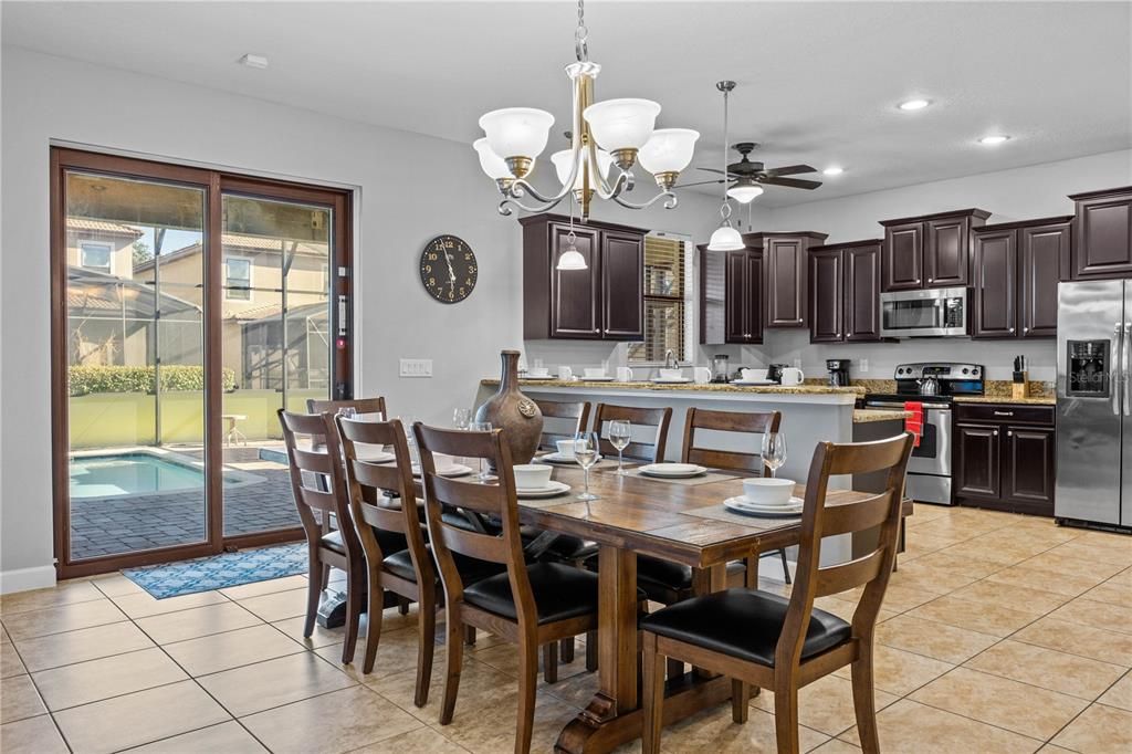 На продажу: $669,000 (6 спален, 6 ванн, 3465 Квадратных фут)