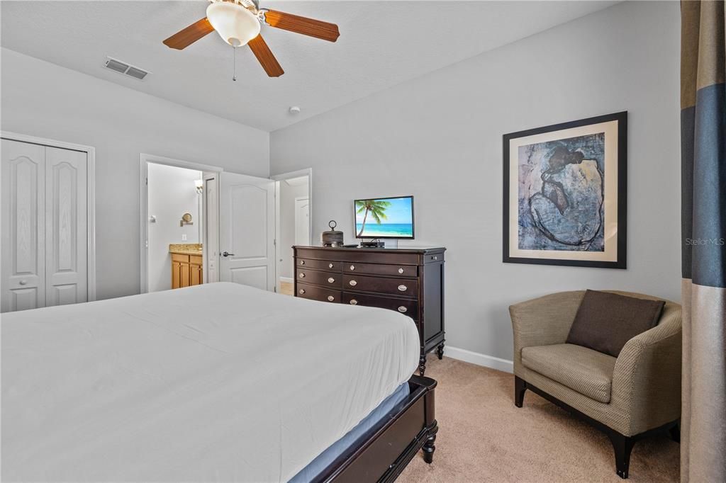 На продажу: $669,000 (6 спален, 6 ванн, 3465 Квадратных фут)