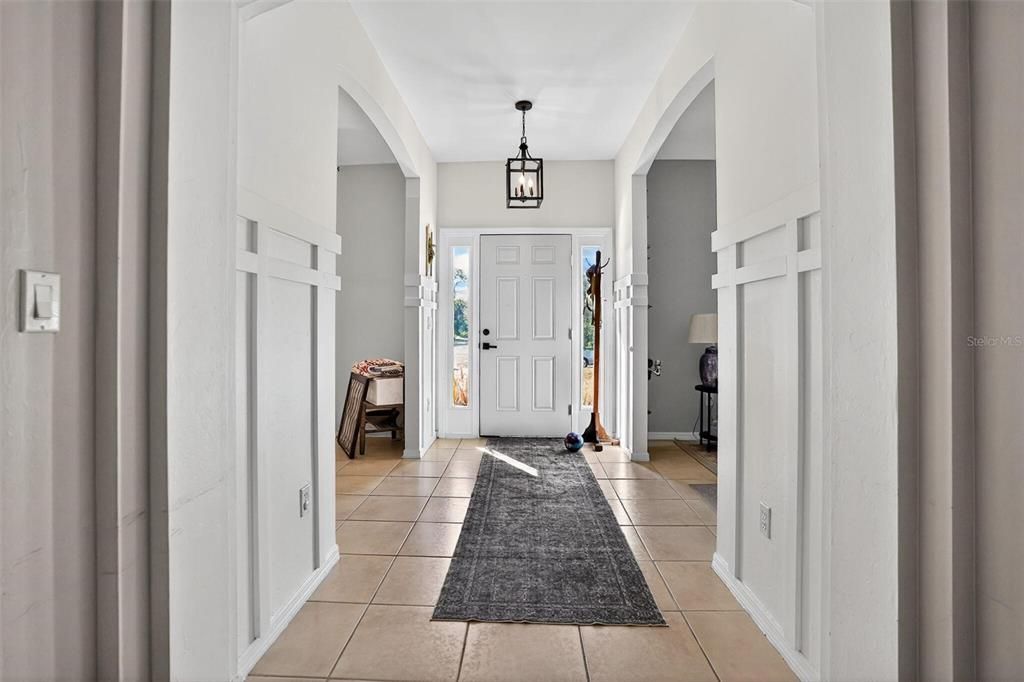 For Sale: $399,900 (3 beds, 2 baths, 2040 Square Feet)