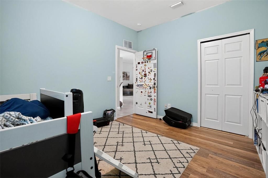 For Sale: $399,900 (3 beds, 2 baths, 2040 Square Feet)