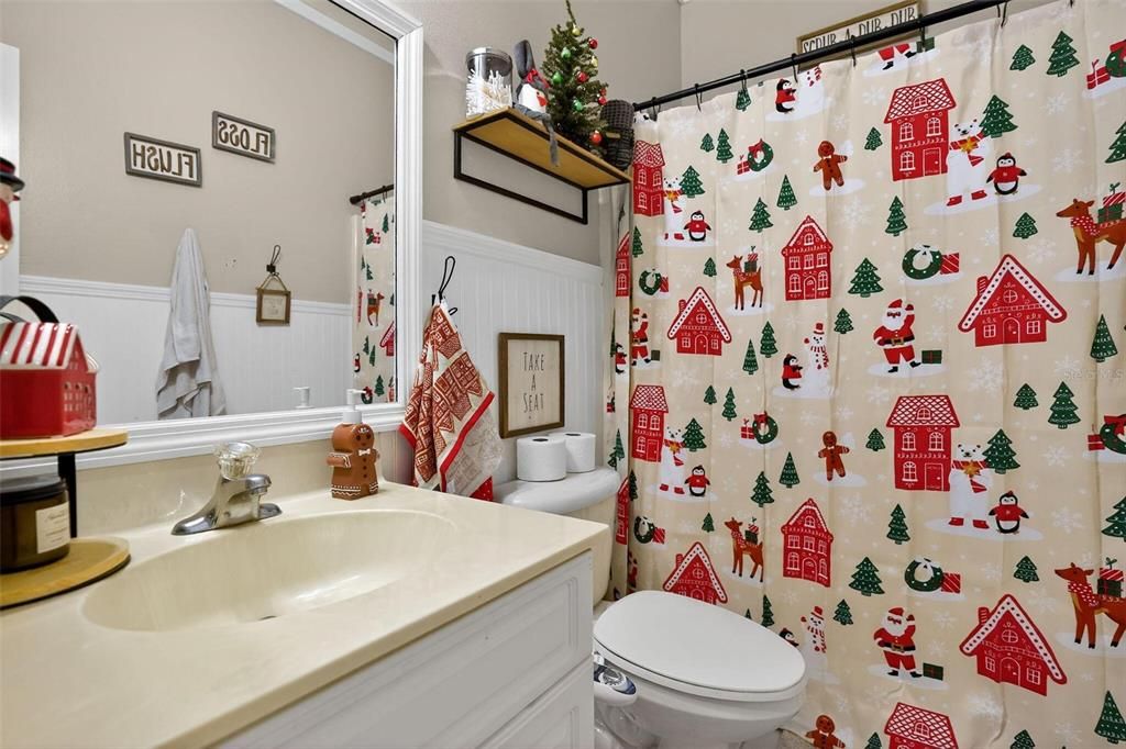 For Sale: $399,900 (3 beds, 2 baths, 2040 Square Feet)