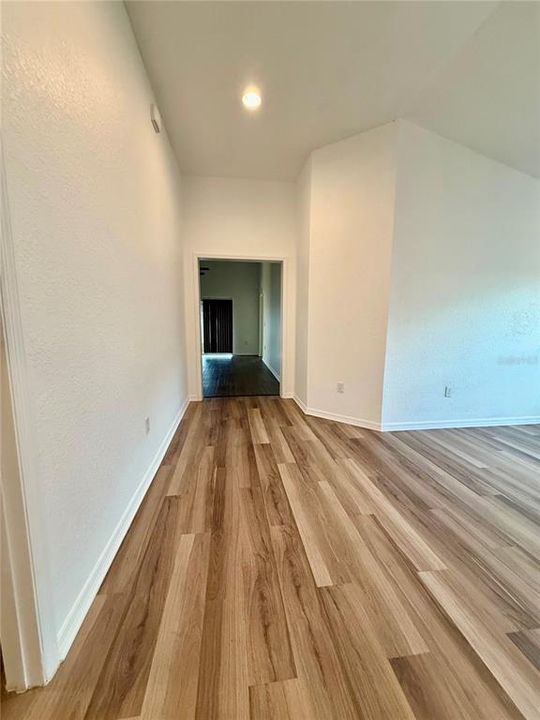 出租: $1,800 (4 贝兹, 2 浴室, 1822 平方英尺)