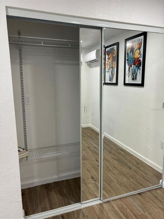 待售: $420,000 (5 贝兹, 3 浴室, 1666 平方英尺)