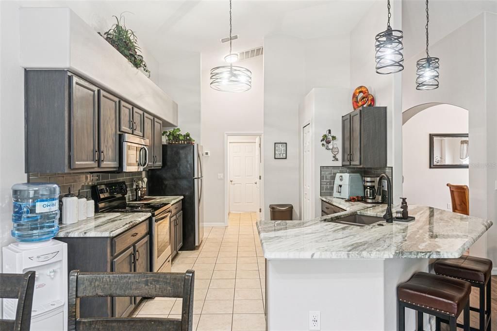 For Sale: $385,000 (3 beds, 2 baths, 1734 Square Feet)