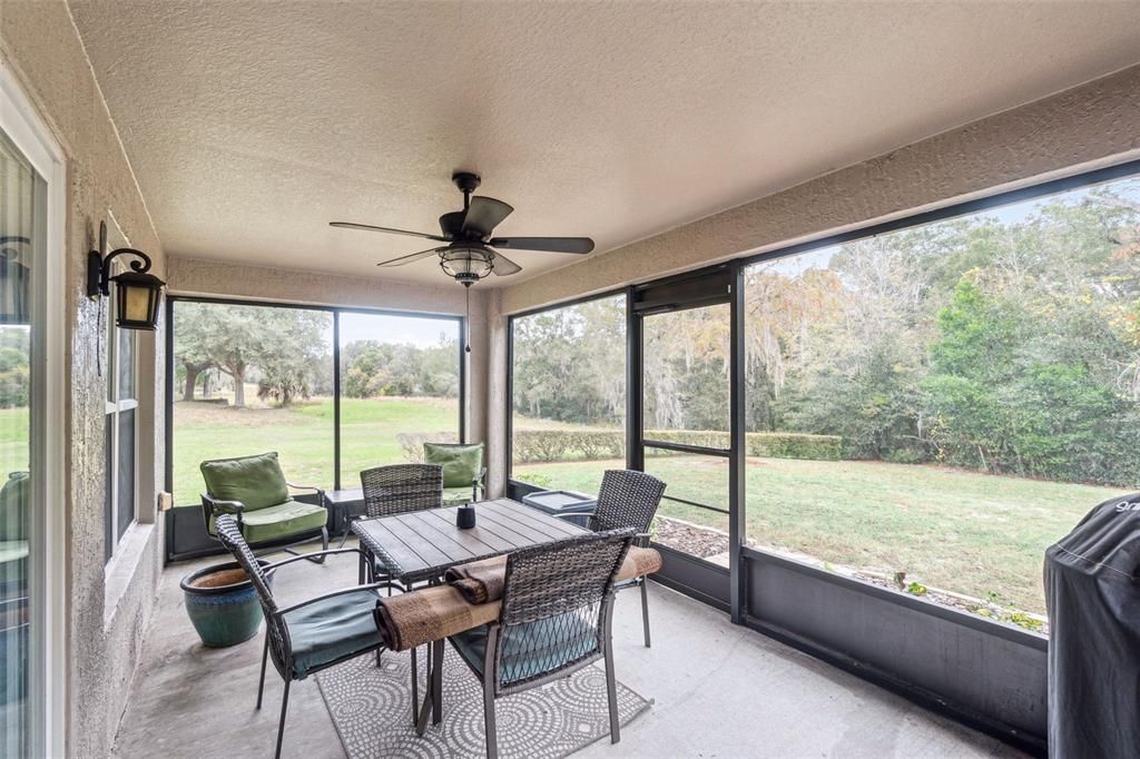 For Sale: $385,000 (3 beds, 2 baths, 1734 Square Feet)