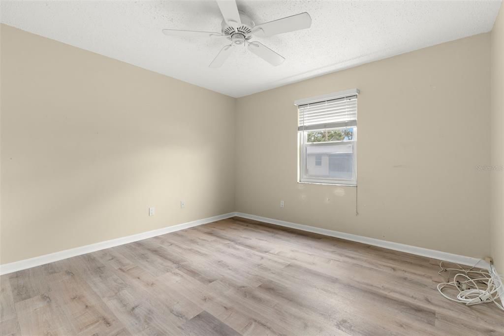 En Venta: $229,000 (2 camas, 2 baños, 1100 Pies cuadrados)