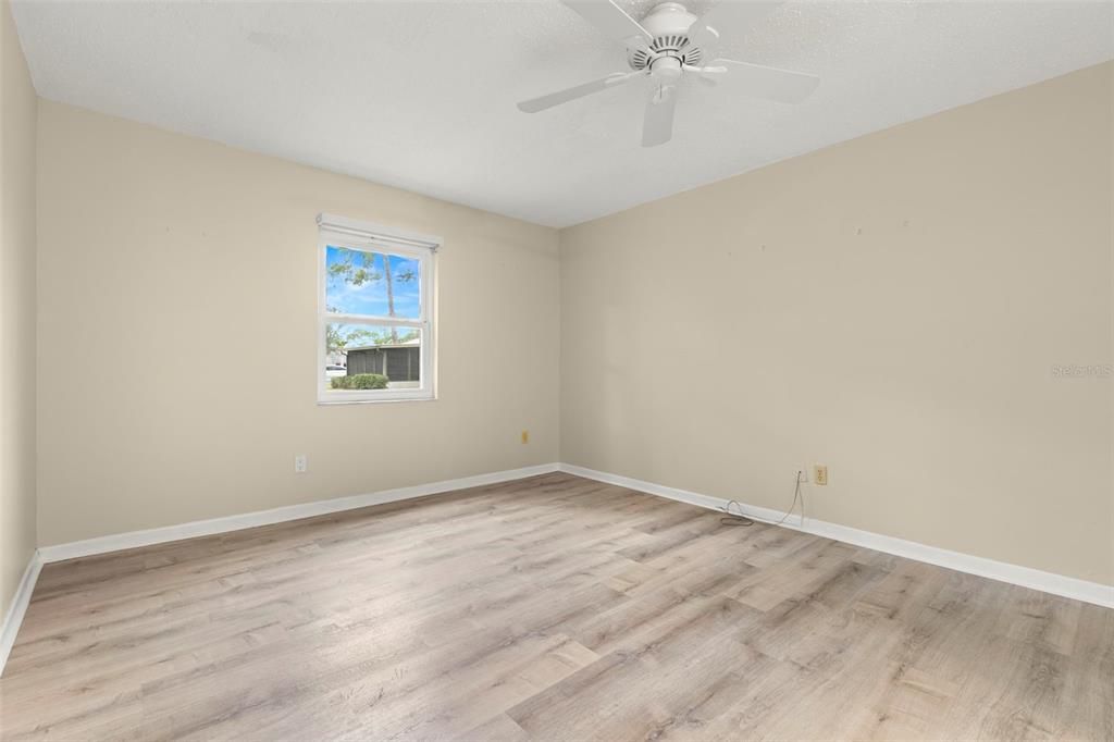 En Venta: $229,000 (2 camas, 2 baños, 1100 Pies cuadrados)