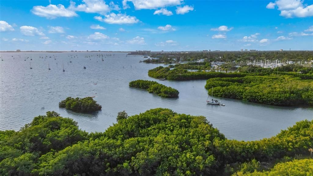 En Venta: $229,000 (2 camas, 2 baños, 1100 Pies cuadrados)