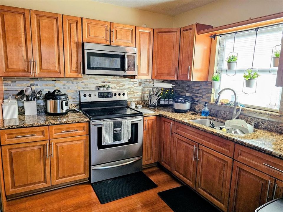 En Venta: $375,000 (3 camas, 2 baños, 1446 Pies cuadrados)