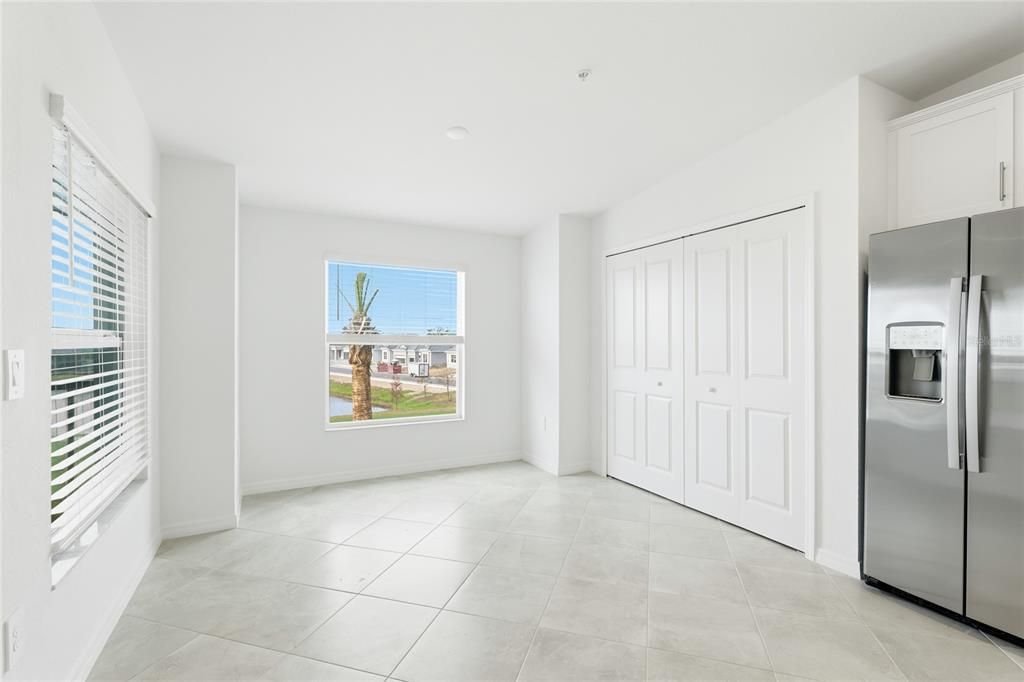 В аренду: $3,100 (2 спален, 2 ванн, 1366 Квадратных фут)