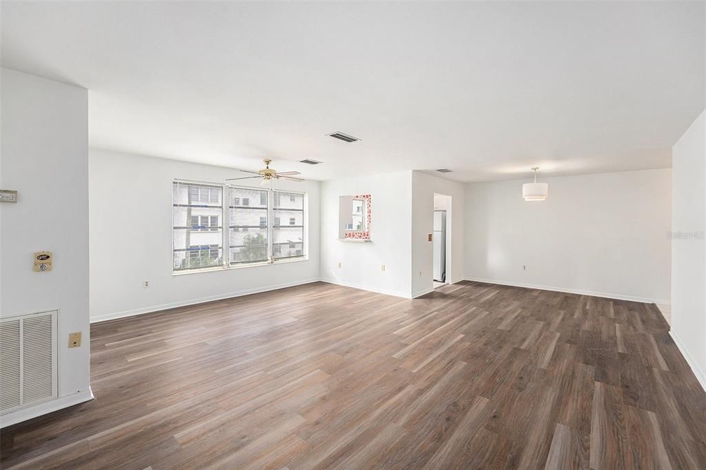 En Venta: $125,000 (2 camas, 2 baños, 1135 Pies cuadrados)