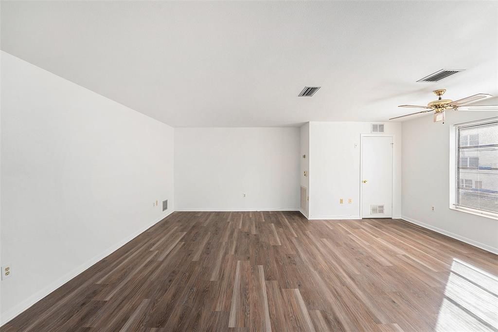 En Venta: $125,000 (2 camas, 2 baños, 1135 Pies cuadrados)