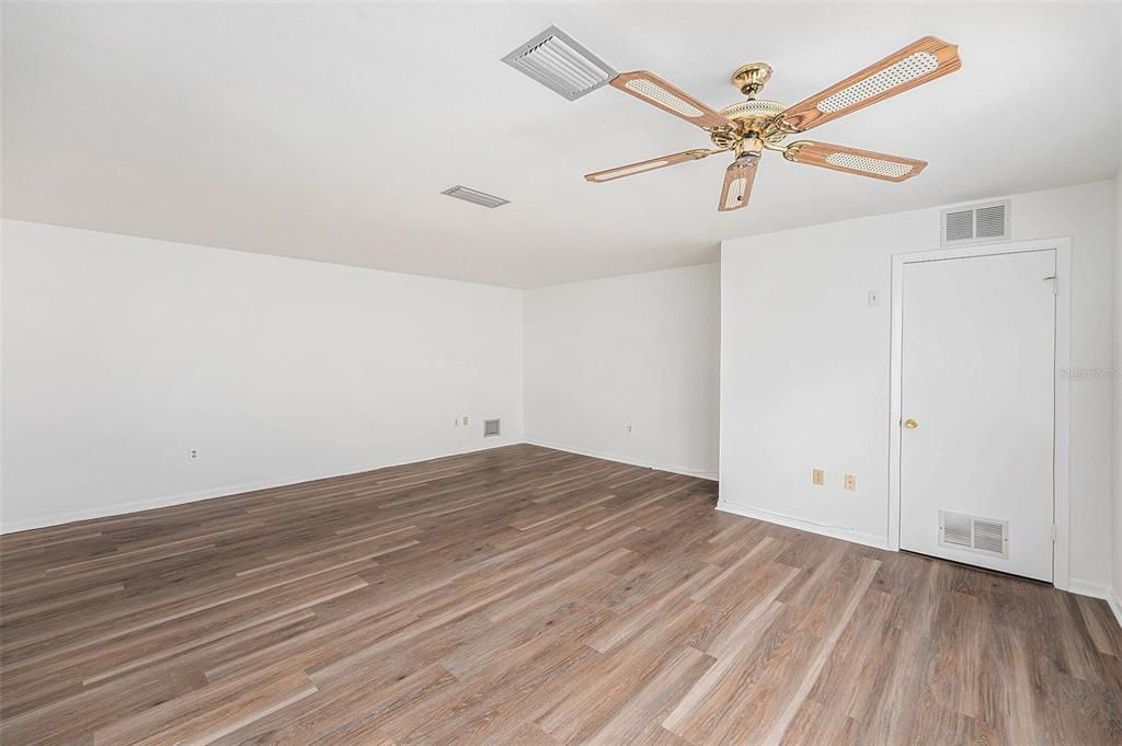 En Venta: $125,000 (2 camas, 2 baños, 1135 Pies cuadrados)