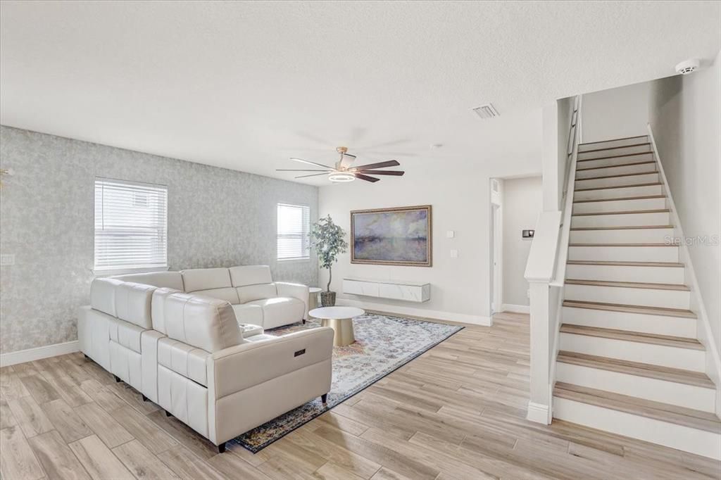 待售: $475,000 (5 贝兹, 3 浴室, 2627 平方英尺)