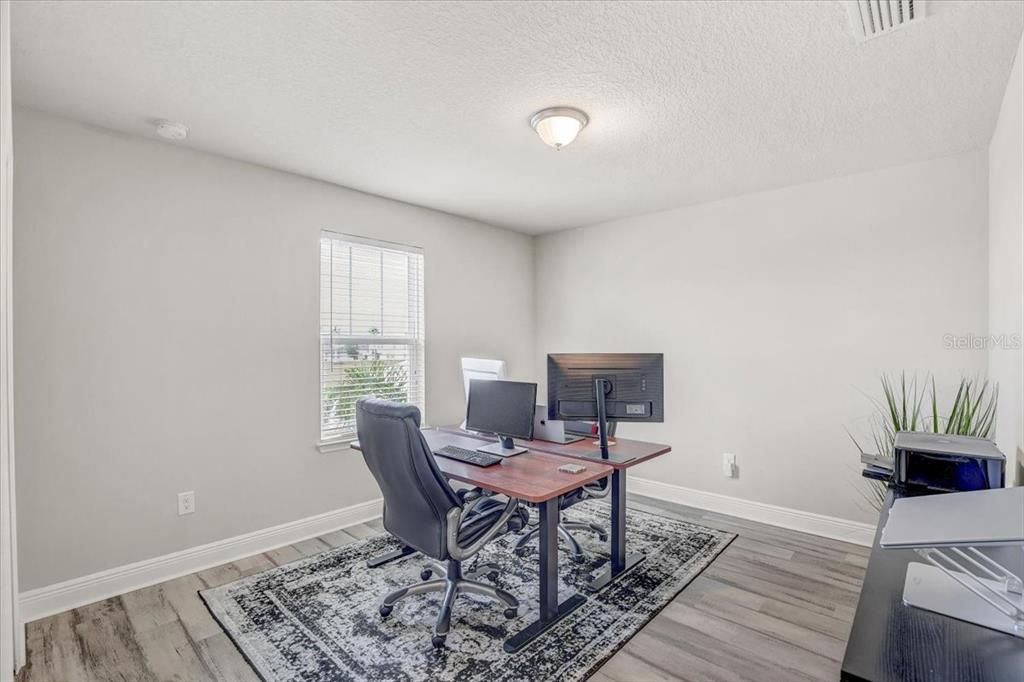 待售: $475,000 (5 贝兹, 3 浴室, 2627 平方英尺)