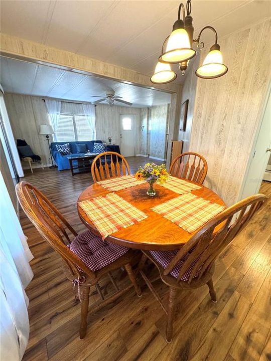 En Venta: $135,000 (2 camas, 2 baños, 1280 Pies cuadrados)