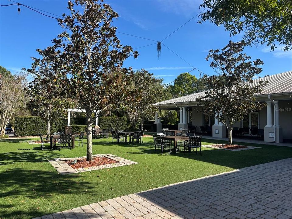 For Sale: $419,900 (3 beds, 2 baths, 1876 Square Feet)