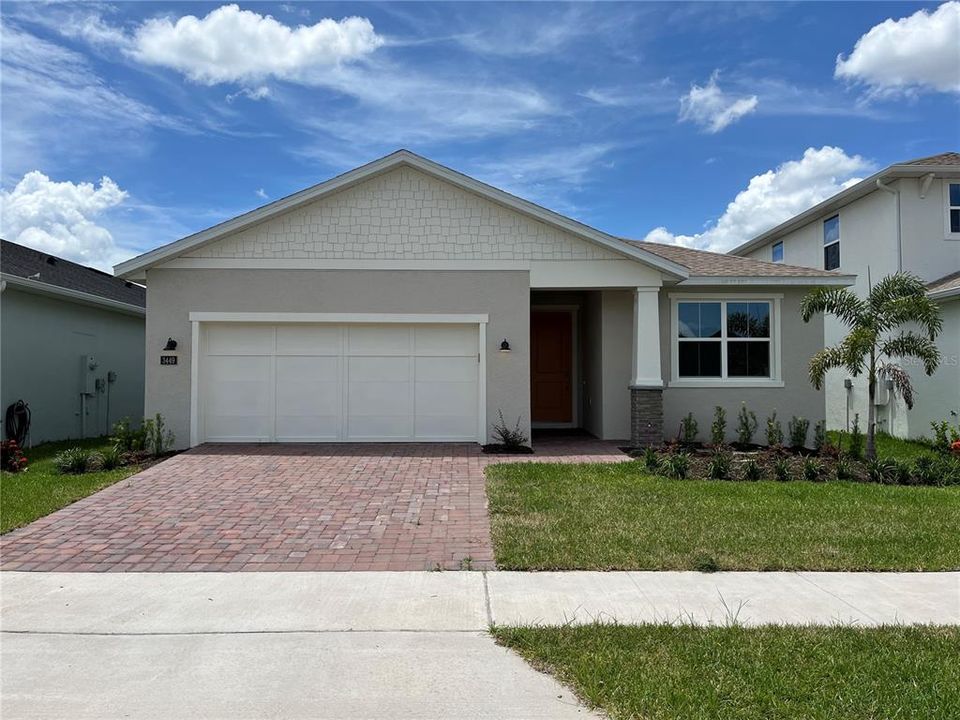 En Renta: $2,550 (4 camas, 3 baños, 2200 Pies cuadrados)