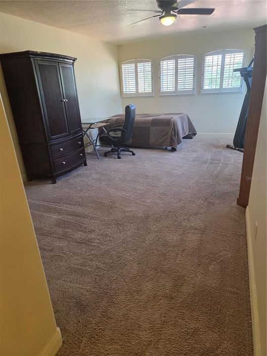 В аренду: $1,500 (1 спален, 1 ванн, 700 Квадратных фут)