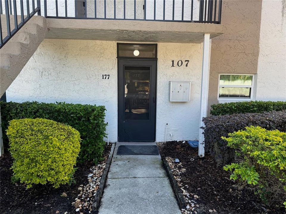 For Sale: $120,000 (1 beds, 1 baths, 760 Square Feet)