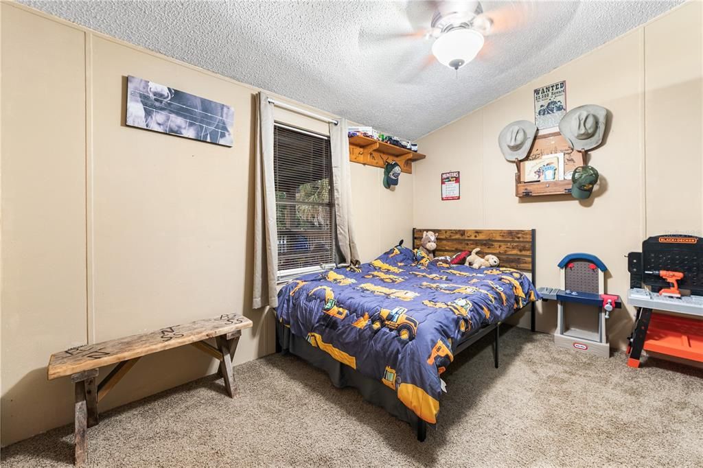 For Sale: $525,000 (4 beds, 2 baths, 1288 Square Feet)