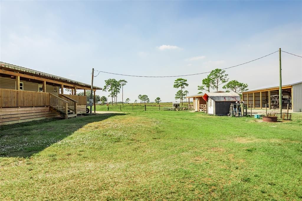 For Sale: $525,000 (4 beds, 2 baths, 1288 Square Feet)