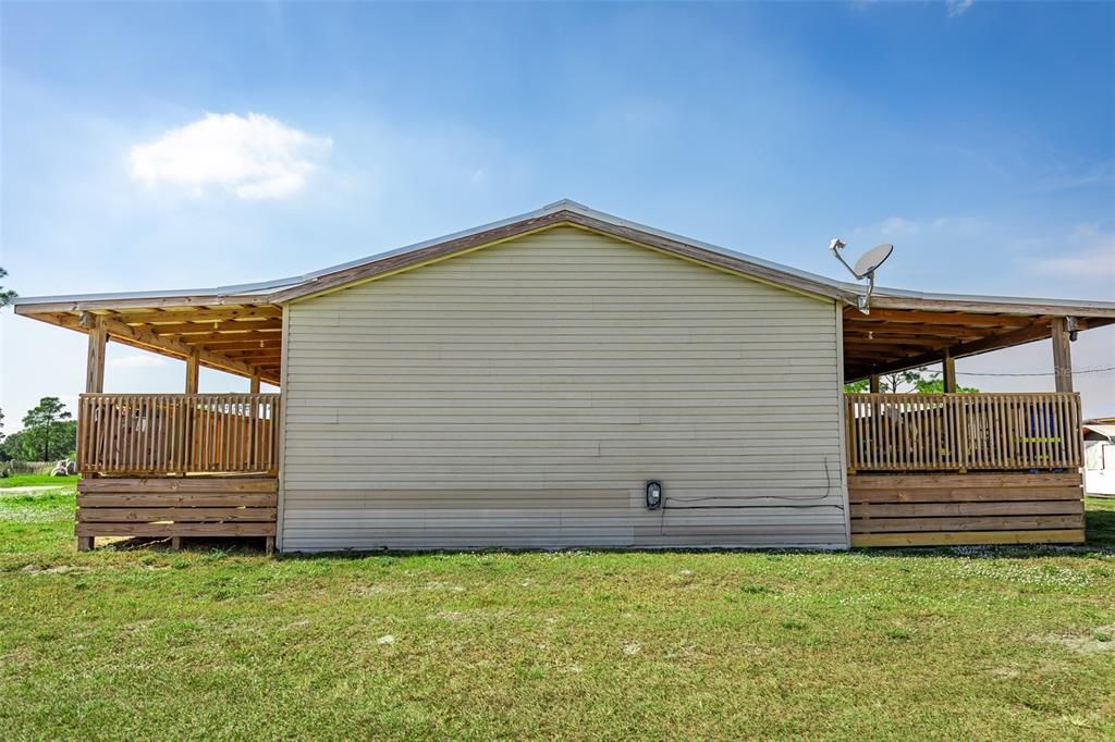 For Sale: $525,000 (4 beds, 2 baths, 1288 Square Feet)