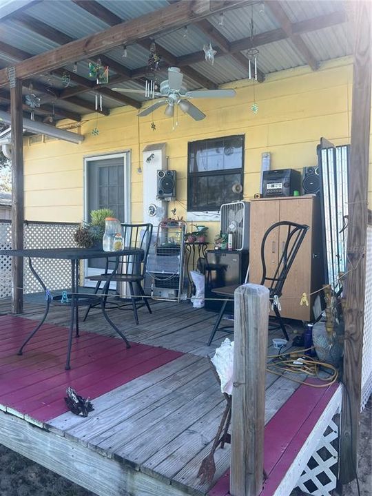 待售: $235,000 (3 贝兹, 1 浴室, 888 平方英尺)