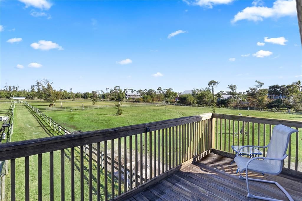 For Sale: $998,888 (2 beds, 1 baths, 1188 Square Feet)