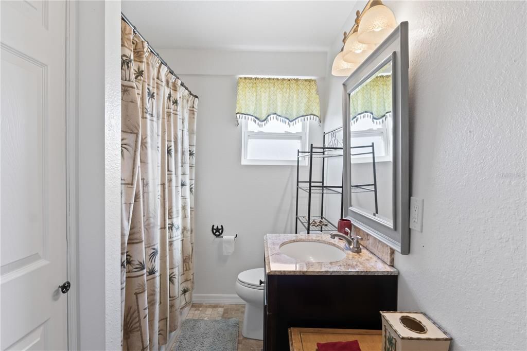 For Sale: $998,888 (2 beds, 1 baths, 1188 Square Feet)