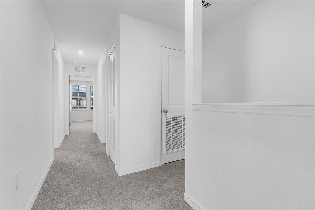 For Sale: $329,900 (3 beds, 2 baths, 1352 Square Feet)