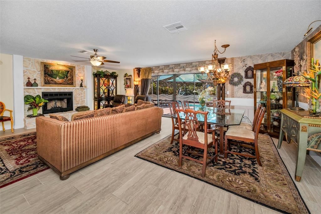 En Venta: $525,000 (3 camas, 2 baños, 1915 Pies cuadrados)