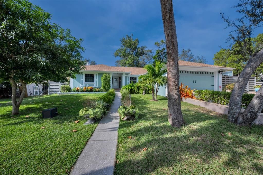 En Venta: $525,000 (3 camas, 2 baños, 1915 Pies cuadrados)