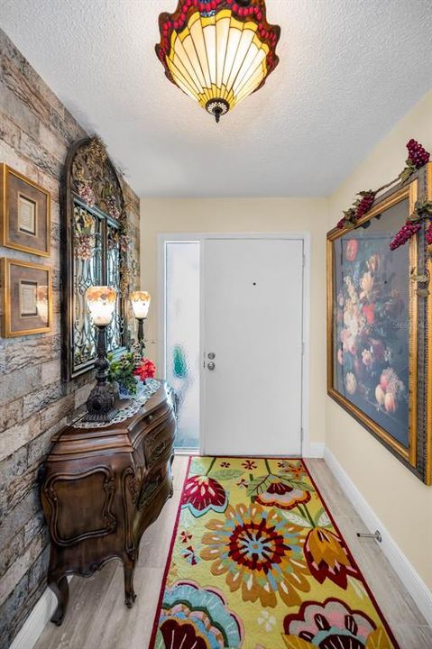 En Venta: $525,000 (3 camas, 2 baños, 1915 Pies cuadrados)