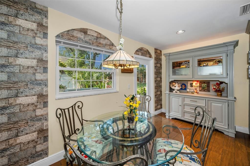 En Venta: $525,000 (3 camas, 2 baños, 1915 Pies cuadrados)