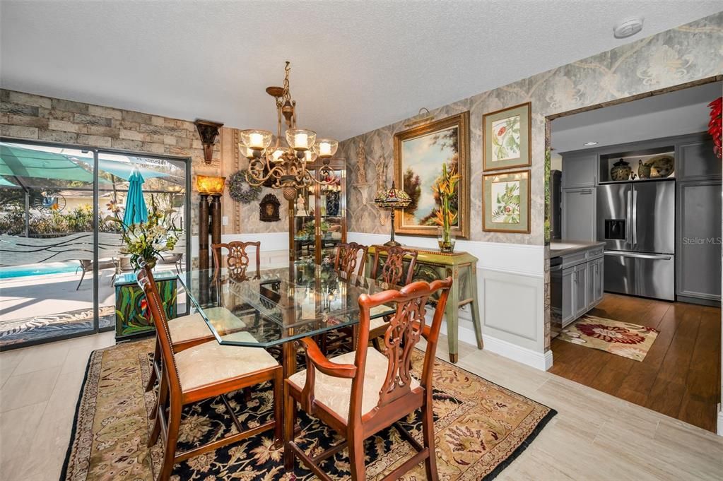 En Venta: $525,000 (3 camas, 2 baños, 1915 Pies cuadrados)