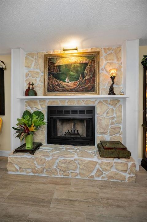 En Venta: $525,000 (3 camas, 2 baños, 1915 Pies cuadrados)