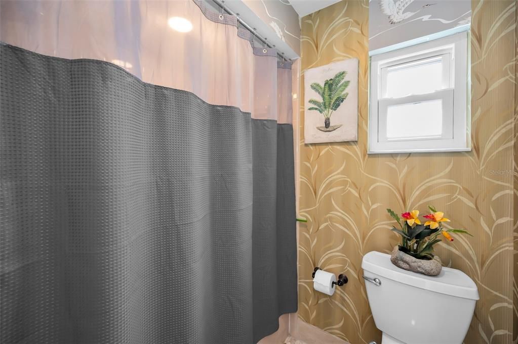 En Venta: $525,000 (3 camas, 2 baños, 1915 Pies cuadrados)