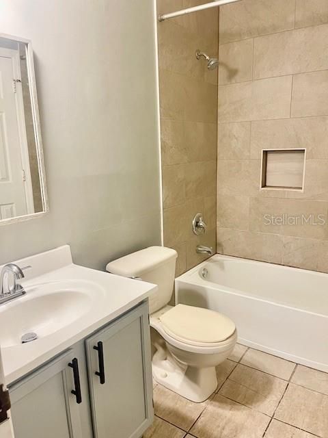 For Rent: $1,600 (2 beds, 2 baths, 998 Square Feet)