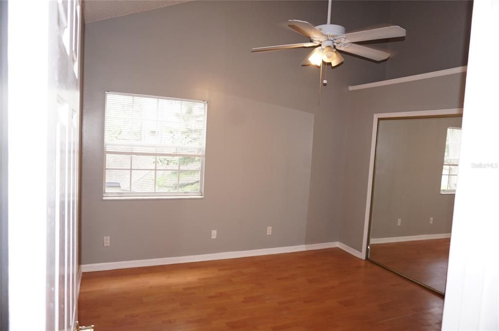 For Rent: $1,600 (2 beds, 2 baths, 998 Square Feet)