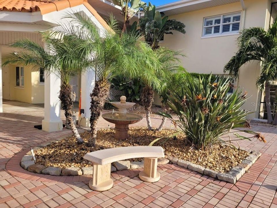 На продажу: $355,000 (1 спален, 1 ванн, 825 Квадратных фут)