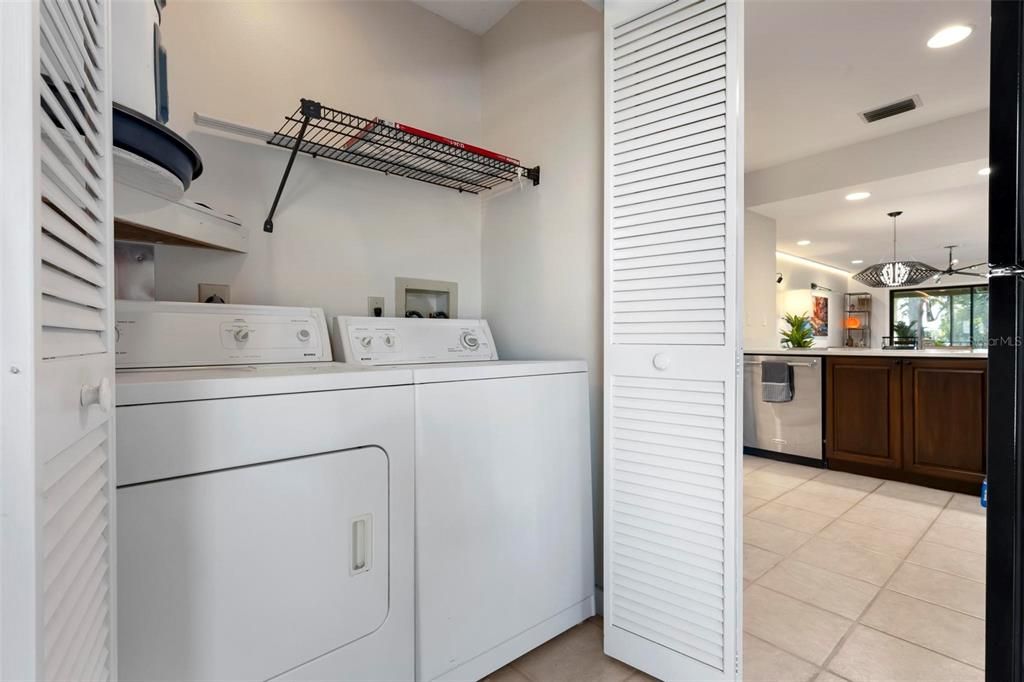 For Rent: $5,000 (2 beds, 2 baths, 1102 Square Feet)