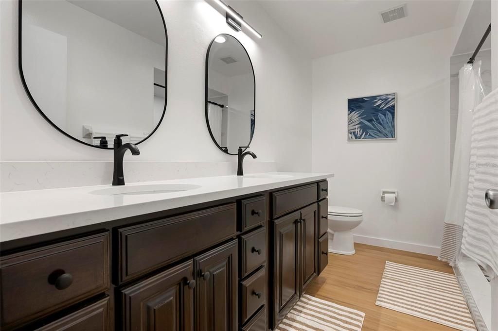 For Rent: $5,000 (2 beds, 2 baths, 1102 Square Feet)