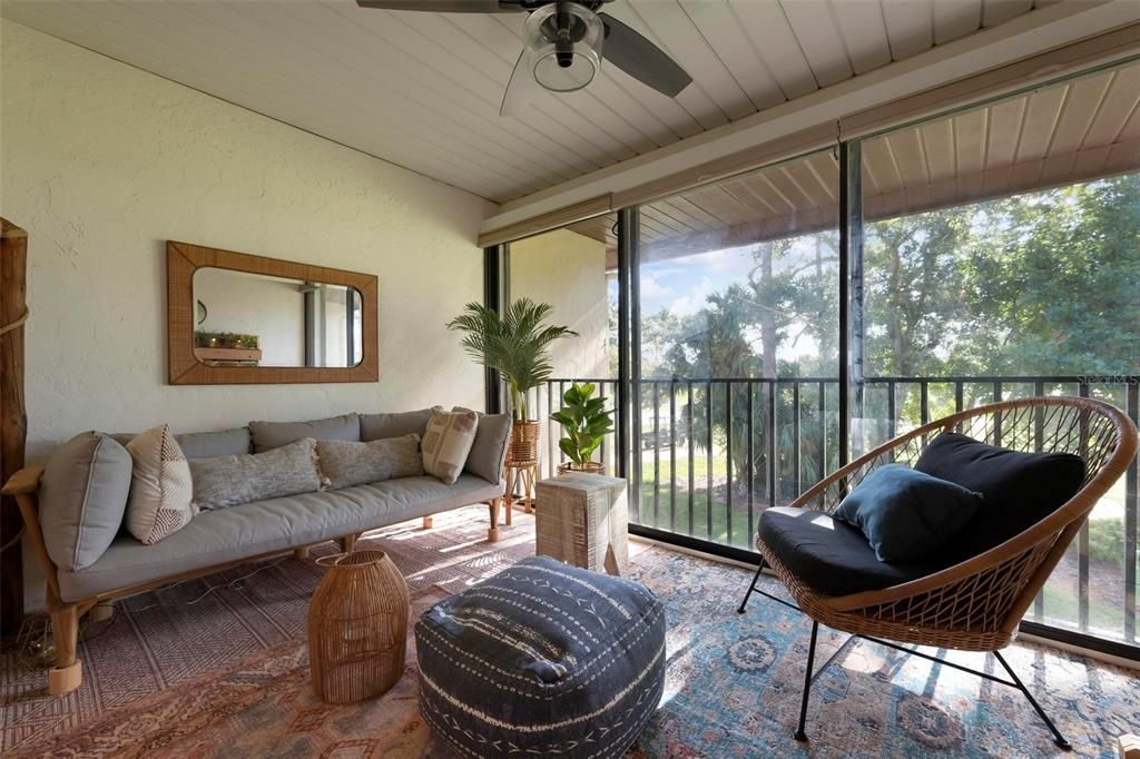 For Rent: $5,000 (2 beds, 2 baths, 1102 Square Feet)