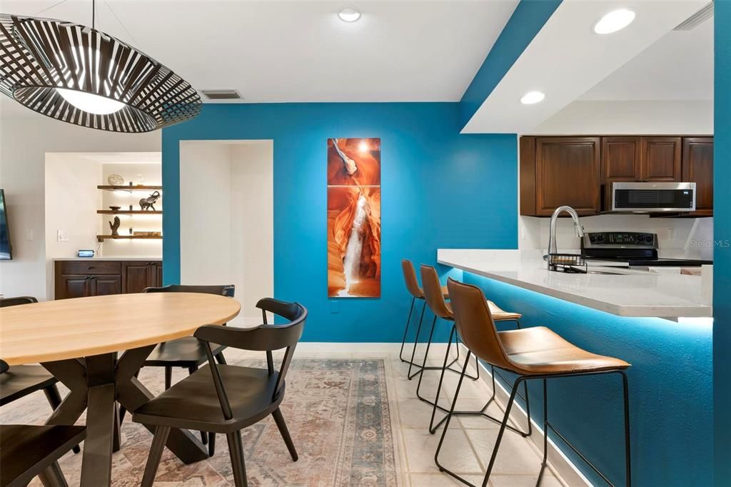 For Rent: $5,000 (2 beds, 2 baths, 1102 Square Feet)