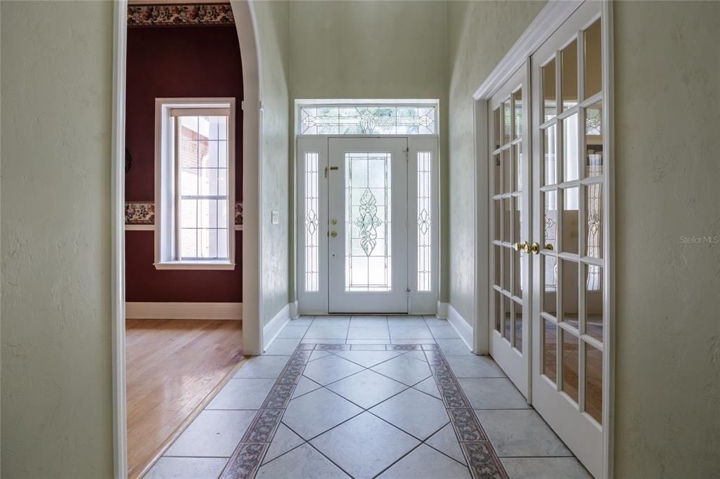 For Rent: $4,950 (5 beds, 4 baths, 5349 Square Feet)